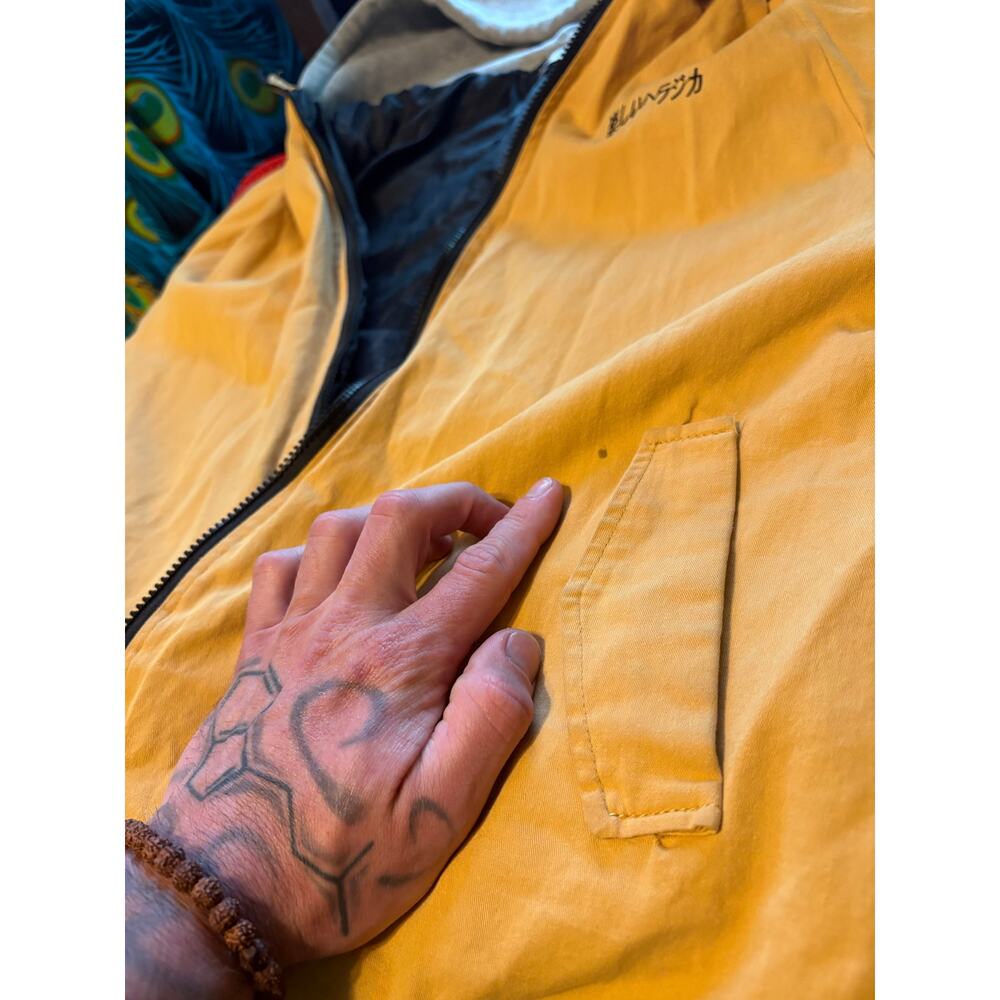 Giraffe Jacket - Picture 7 of 10